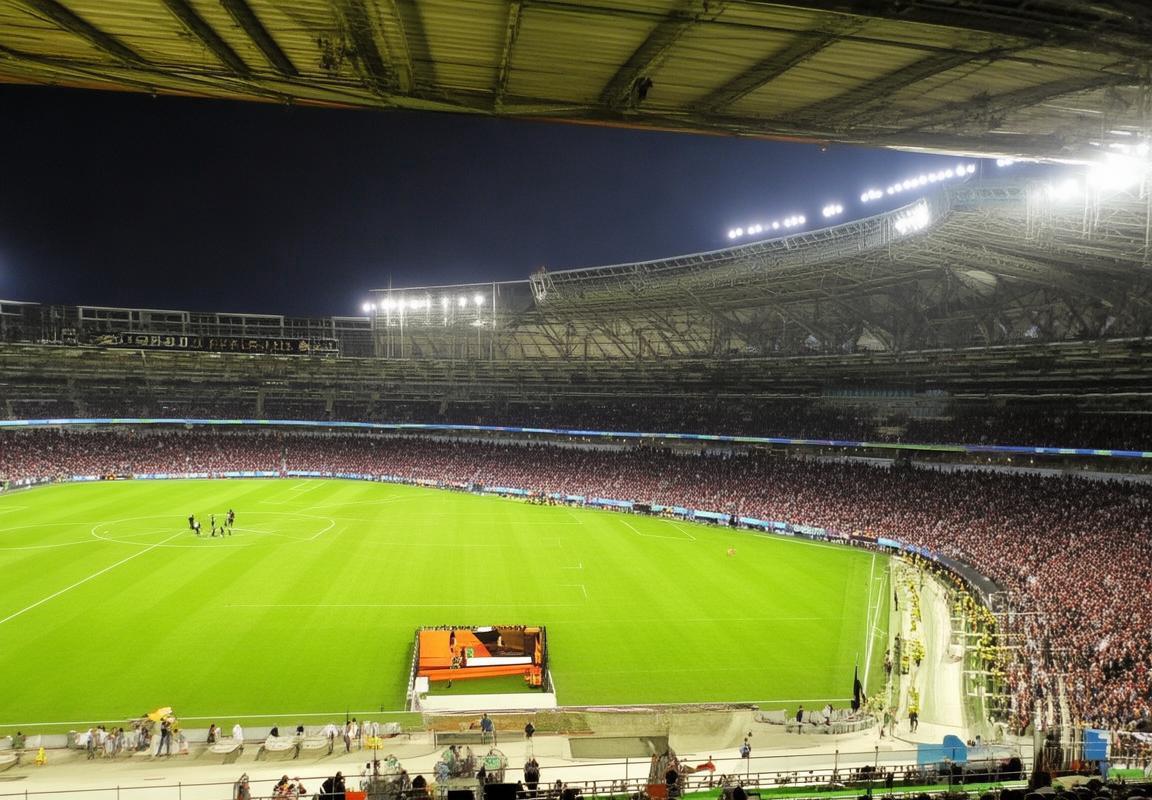 北京队迎战浦和红钻：巅峰对决，足球盛宴即将开启(图2)